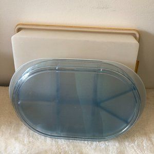 Tupperware cake carrier and divided party serving tray